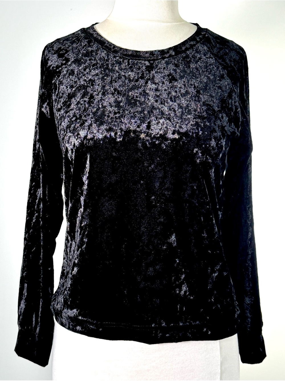 Black Crushed Velvet Long Sleeve Top Soft Stretchy Party Goth